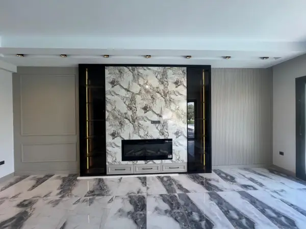 MUĞLA-DALAMAN AKKAYADA 880 m2 ARSASI 320 m2 İNŞAAT OTURMA ALANI